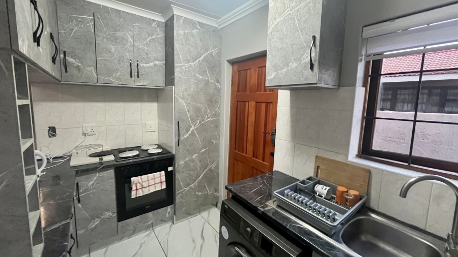 2 Bedroom Property for Sale in Flamwood North West